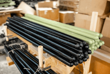 Черенок деревянный 32⌀ КРАШЕНЫЙ