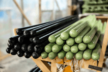 Черенок деревянный 40⌀ 1200мм КРАШЕНЫЙ (черный)